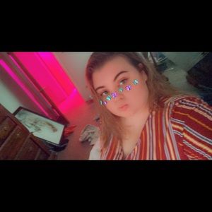 Meet your Posher, Macayla